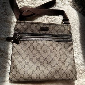 Gucci Dionysus Messenger Bag